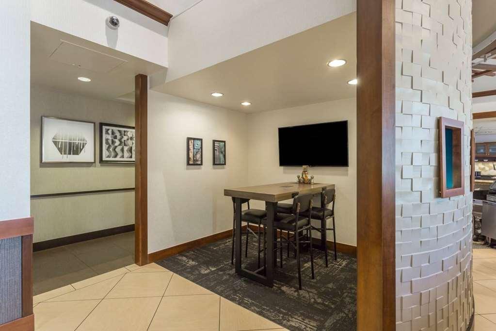Hyatt Place Phoenix-North Interior photo